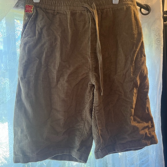 Empyre Cordouroy Shorts - Picture 2 of 3